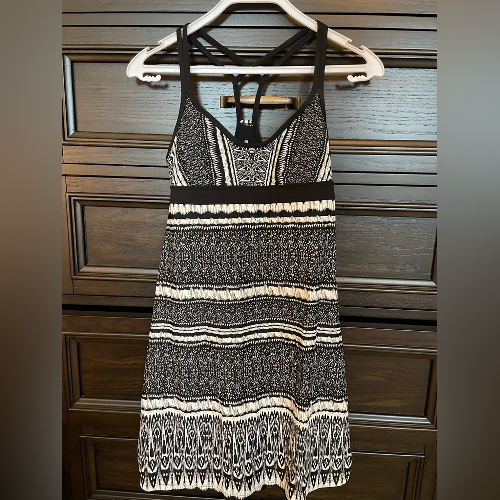 Athleta Active Dress Size S